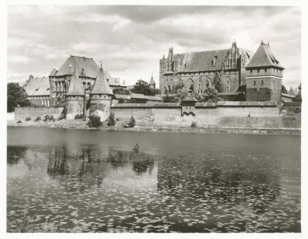 Marienburg i. Westpr., Die Marienburg von der Nogatseite