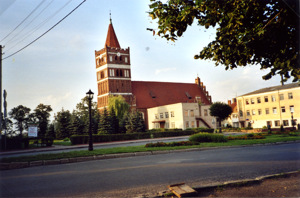 Friedland (Правдинск), Blick auf die Kirche