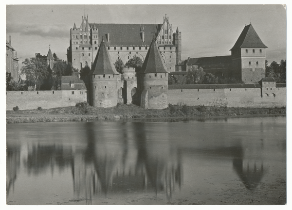 Marienburg i. Westpr., Die Marienburg von der Nogatseite