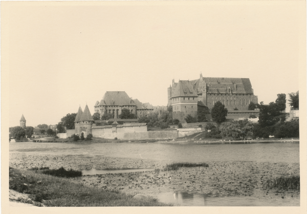 Marienburg i. Westpr., Die Marienburg von der Nogatseite