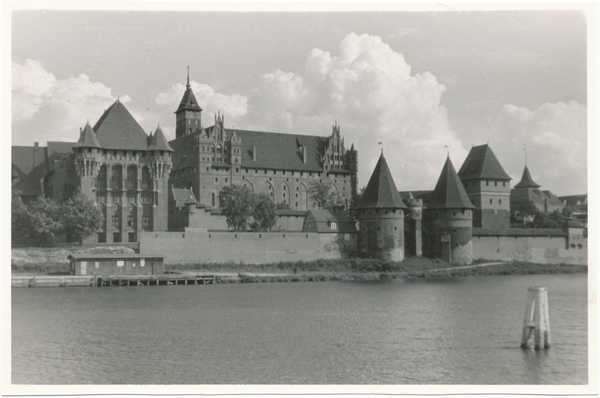 Marienburg i. Westpr., Die Marienburg von der Nogatseite