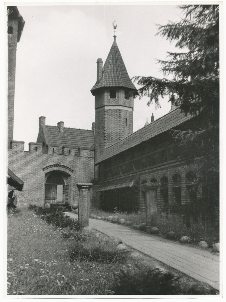 Marienburg i. Westpr., Die Marienburg, Nordparcham, Kugelgang