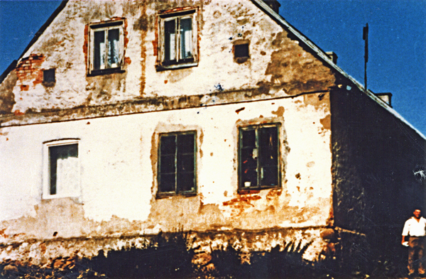 Arnau Kr. Samland, Schule Arnau aus dem Jahre 1983 zu früher wurde das Haus verändert