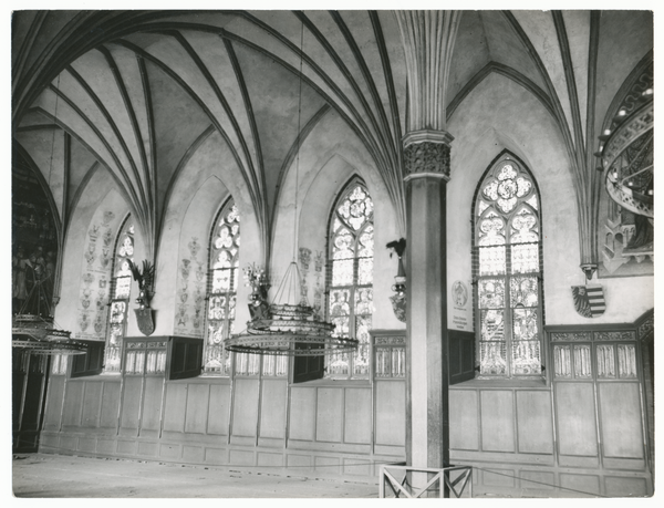 Marienburg i. Westpr., Mittelschloss, Grosser Remter, Fensterseite