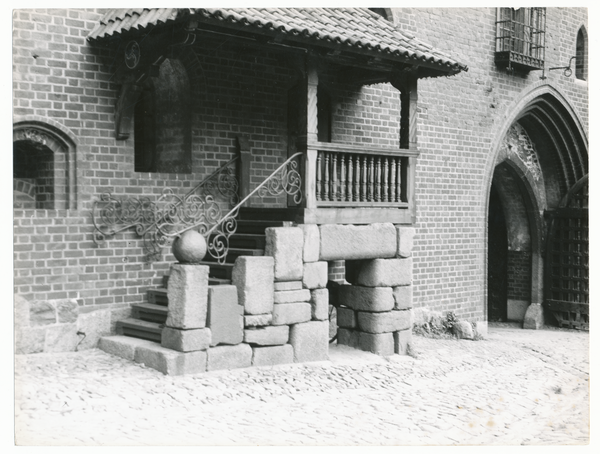 Marienburg, Westpr., Mittelschloss, Eingang zur Firmarie