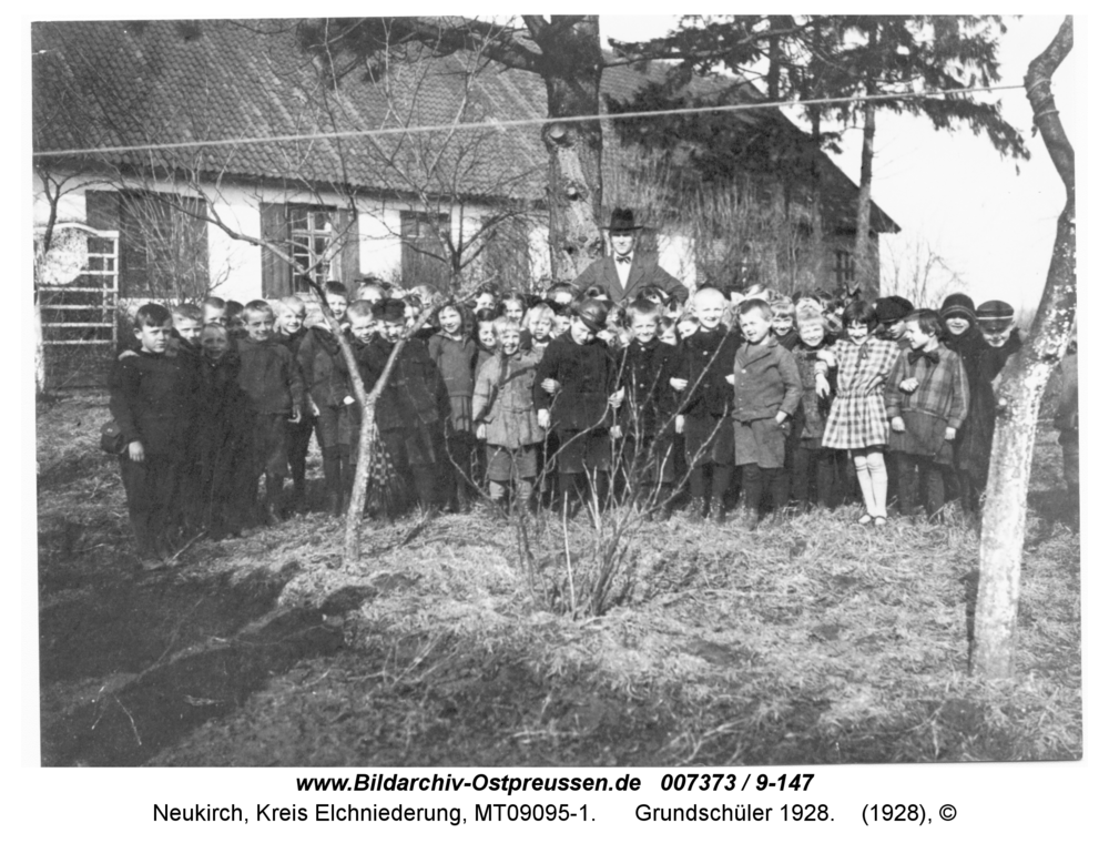 Neukirch 235, Grundschüler 1928