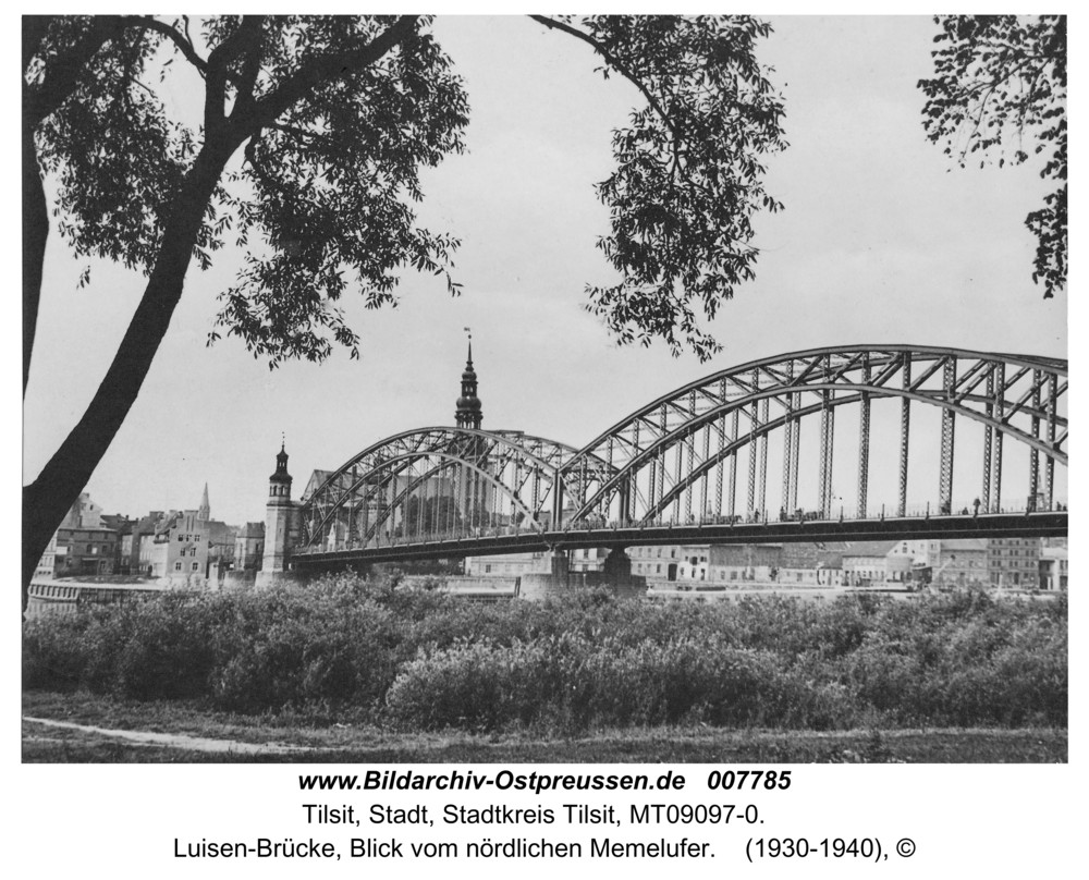 Tilsit, Luisen-Brücke, Blick vom nördlichen Memelufer