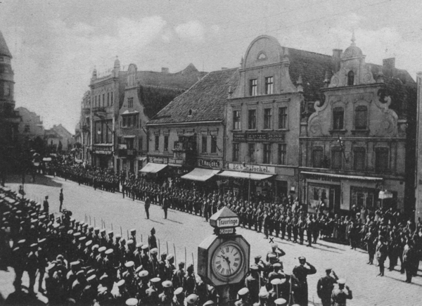 Insterburg, Alter Markt, Russische Parade