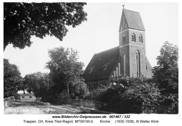 Trappen, Kirche