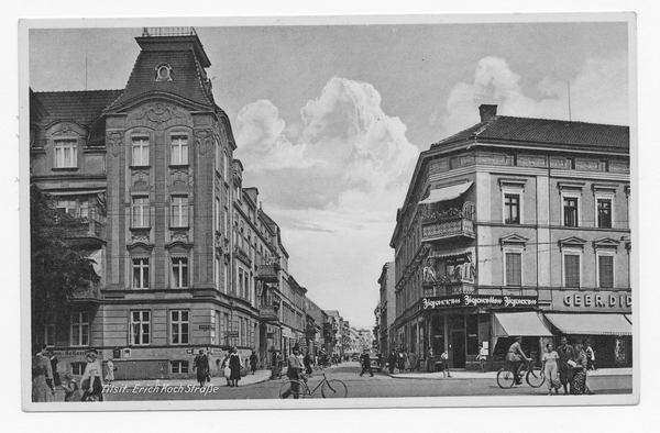 Tilsit, Am Hohen Tor, Blick in die Erich-Koch-Straße (sp. Kasernenstraße)