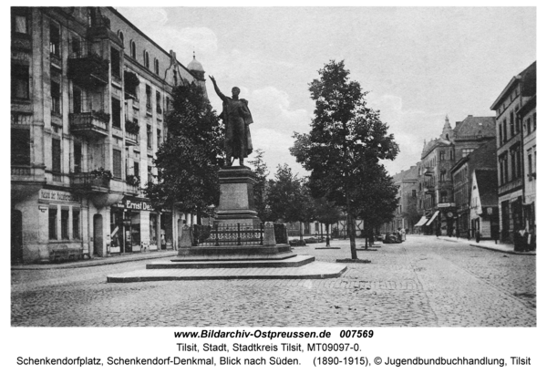 Tilsit, Schenkendorfplatz, Schenkendorf-Denkmal, Blick nach Süden