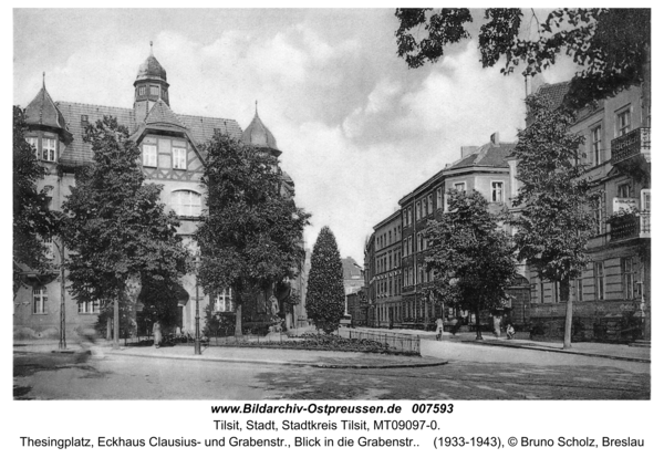 Tilsit, Thesingplatz, Eckhaus Clausius- und Grabenstr., Blick in die Grabenstr.