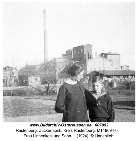 Rastenburg, Zuckerfabrik, Frau Linnenkohl und Sohn