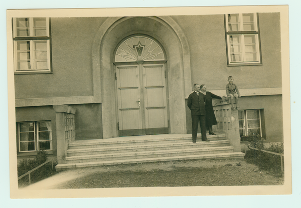 Neukirch, Lehrer Elbe und Familie