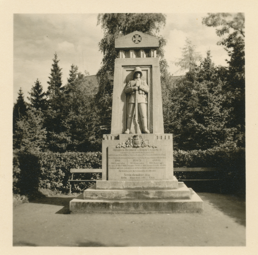 Tilsit, Luisenallee, Denkmal des Inf.-Reg. Nr. 41