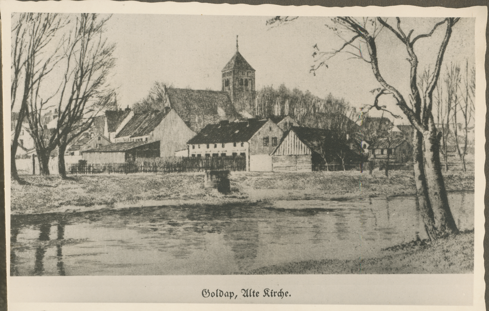 Goldap, Alte Kirche über dem Fluß Goldap