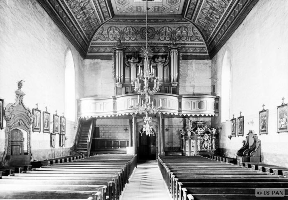 Freudenberg Kr. Rößel, Kirche - Blick zur Orgel