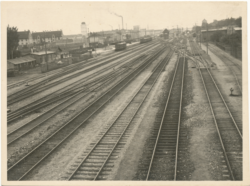 Tilsit, Stadt, Bahnhof, Bahnschienen und Wasserturm