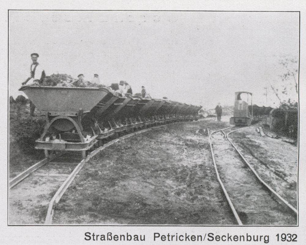 Seckenburg, Straßenbau Petricken-Seckenburg