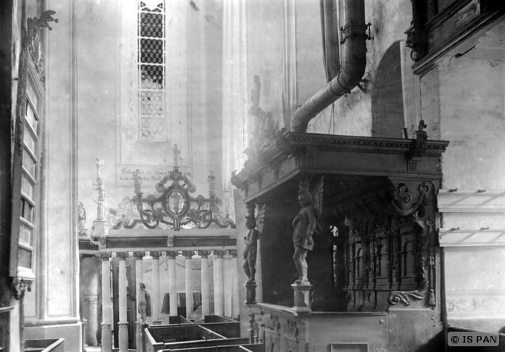 Friedland,Ev. Kirche - Südliches Seitenschiff. Blick nach Osten