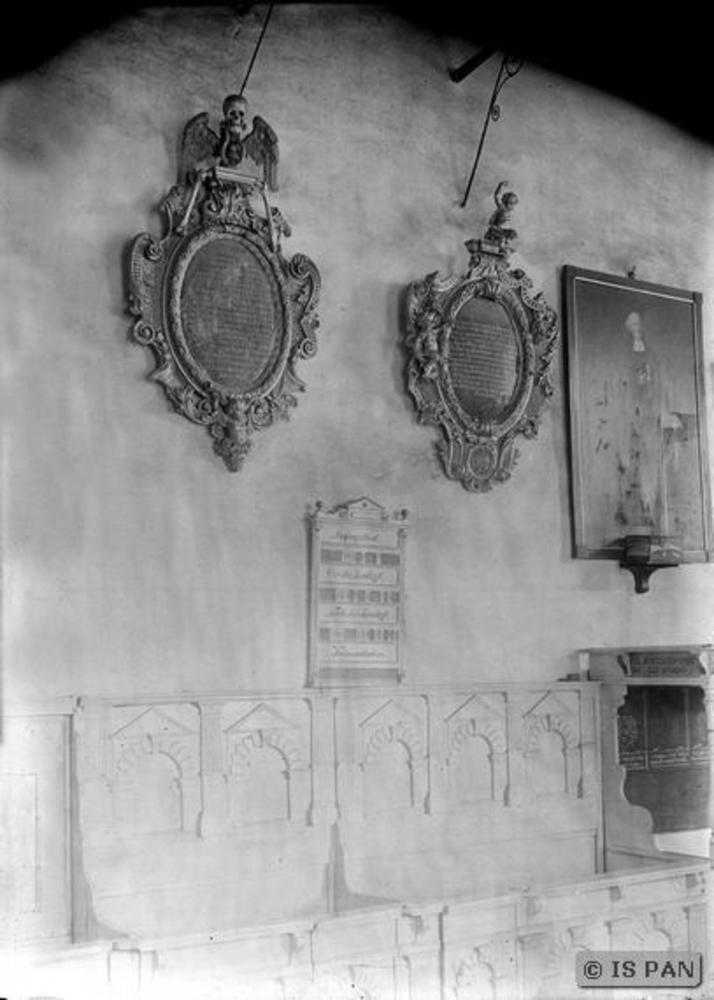 Gallingen Kr. Bartenstein, Ev. Kirche - Zwei Epitaphien für die früh verstorbenen Kinder der Lesgewangschen Familie