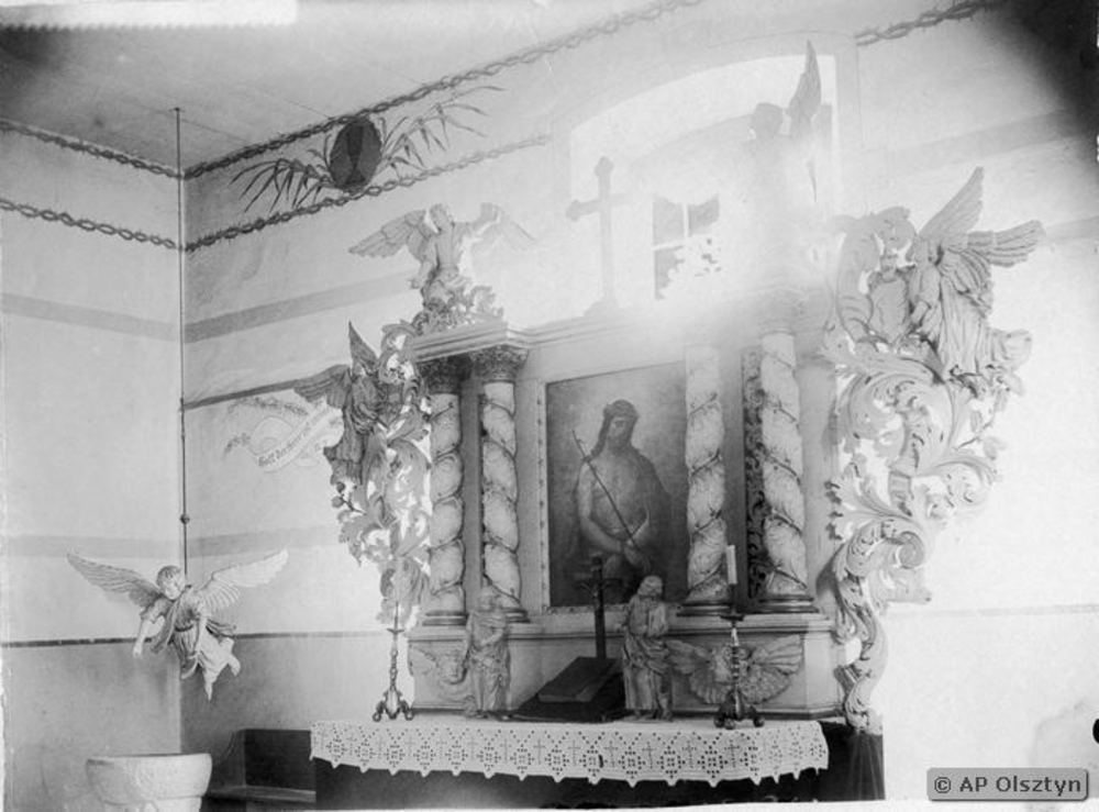 Geierswalde, Ev. Kirche - Altar und Taufengel