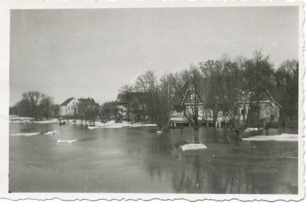 Tilsit, Hochwasser und Eisgang in Übermemel, Restaurant "Brückenkopf"