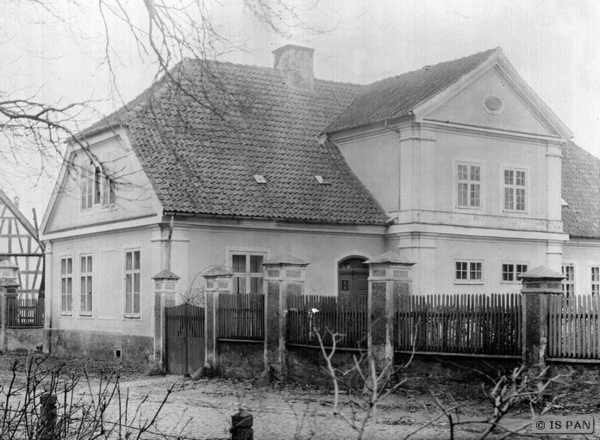 Frauenburg,  Blick auf das Dompfarrhaus