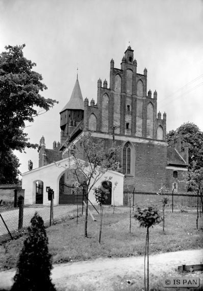 Freudenberg Kr. Rößel, Kirche - Ostseite