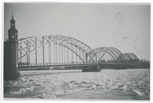 Tilsit, Luisen-Brücke, Eisgang