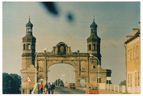 Tilsit (Советск), Portal der Luisenbrücke