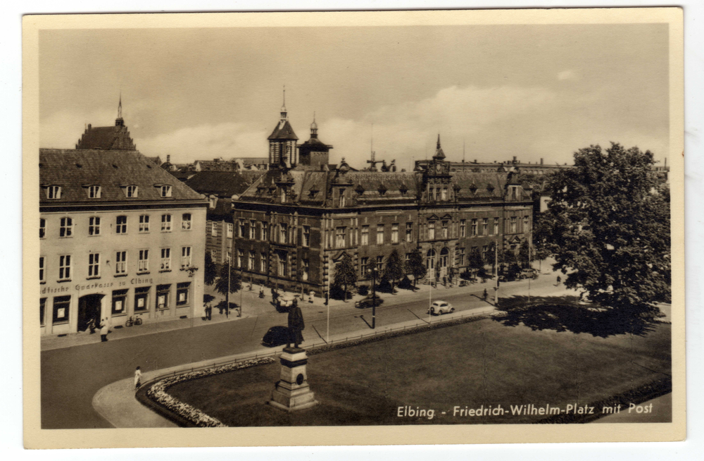 Elbing, Friedrich-Wilhelm-Platz mit Post