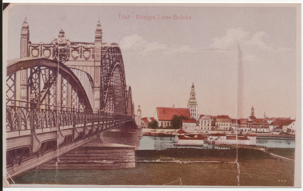 Tilsit, Blick auf die Stadt und die Luisen-Brücke vom nördlichen Memelufer