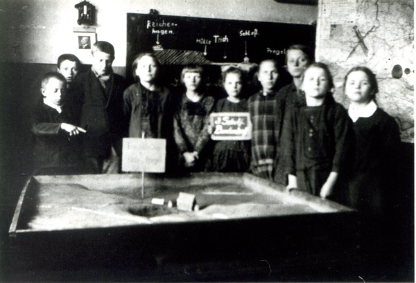 Borchersdorf Kr. Samland, 3. Schuljahrklasse März 1928