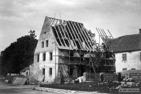 Gilgenburg, Ehemalige Burg des Deutschen Ordens - Blick auf den Nordflügel während der Wiederherstellung