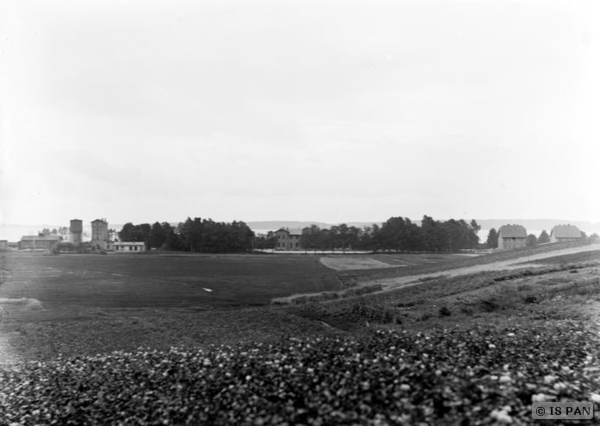 Lötzen, Ortsansicht mit Blick auf den Bahnhof sowie auf den Löwentinsee