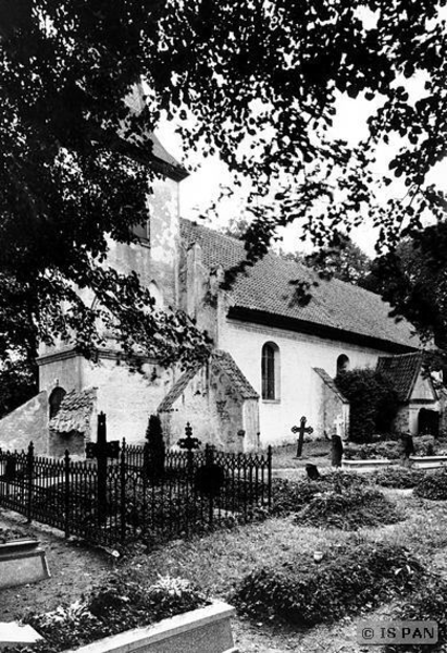 Löwenhagen, Ev. Kirche - Südwestansicht