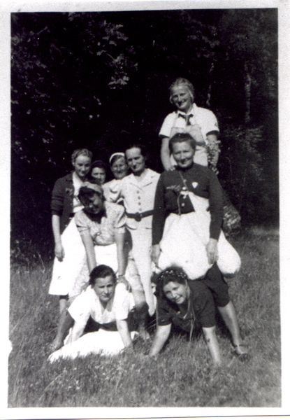 Fuchsberg Kr. Samland, Gem. Fuchsberg, die Frauenschaft II