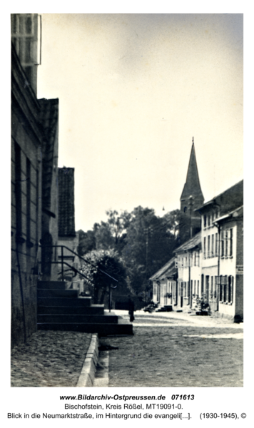 Bischofstein, Blick in die Neumarktstraße, im Hintergrund die evangelische Kirche