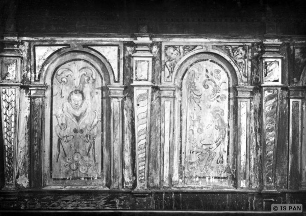 Glockstein, Kath. Kirche - Gestühl um 1640 mit Resten der alten ornamentalen Bemalung