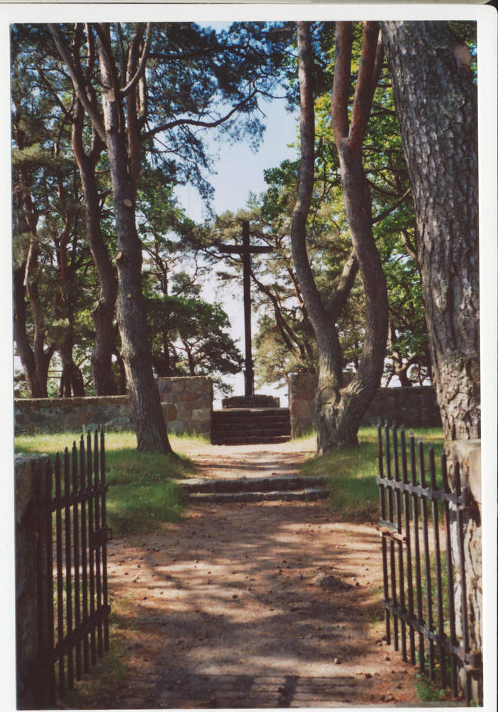 Angerburg (Węgorzewo), Ehrenfriedhof Jägerhöhe