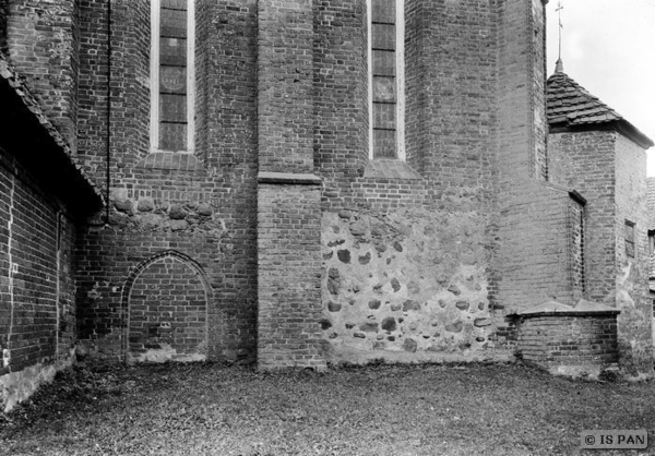 Groß Schwansfeld, Ev. Kirche - Teilansicht der Südseite