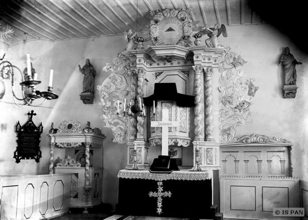 Groß Simnau, Ev. Kirche - Blick zum Altar