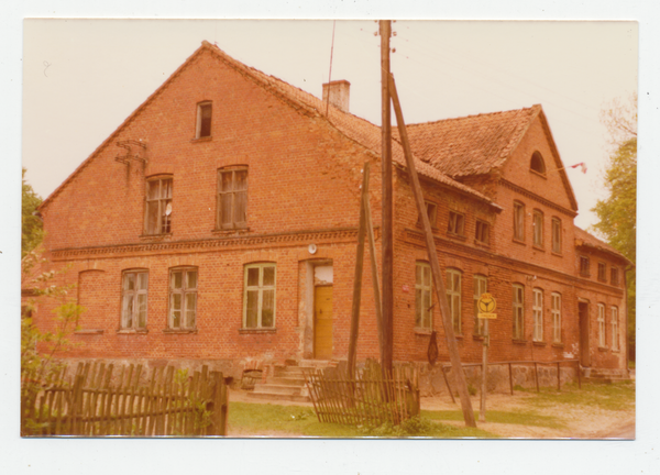 Stegmannsdorf (Chwalęcin), Gasthaus Grunwald