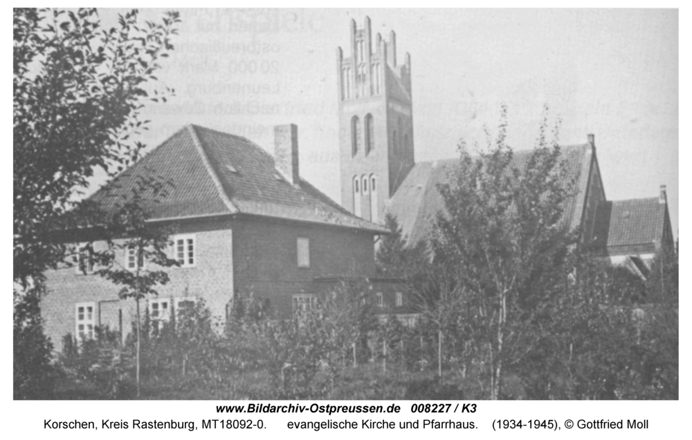 Korschen, evangelische Kirche und Pfarrhaus