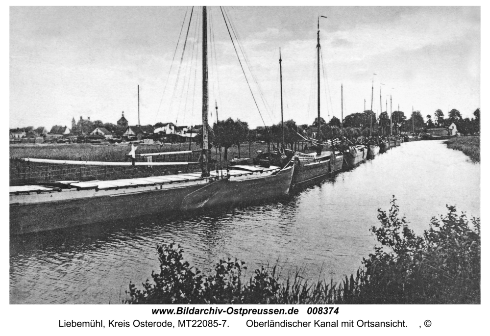 Liebemühl, Oberländischer Kanal mit Ortsansicht