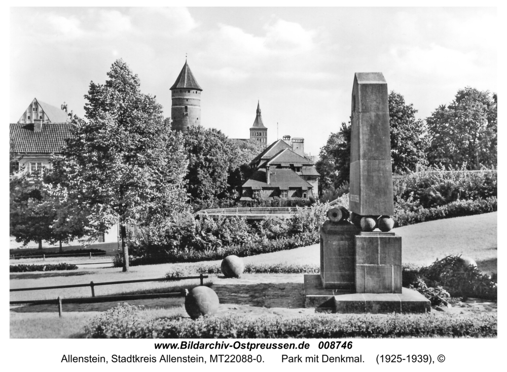 Allenstein, Park mit Denkmal