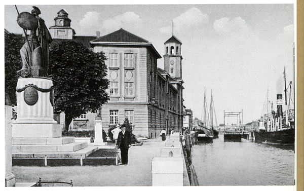 Memel, An der Börse mit dem Borussia-Nationaldenkmal