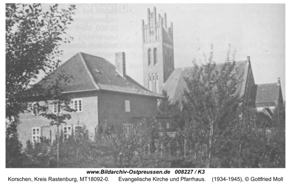 Korschen, evangelische Kirche und Pfarrhaus