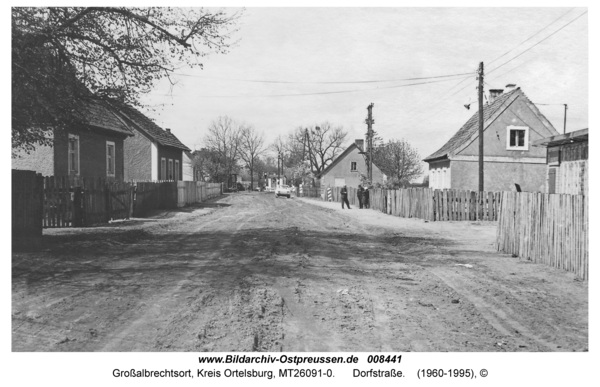 Groß Albrechtsort, Dorfstraße